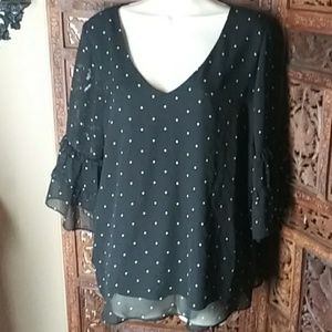 Torrid 00 M/L Woman top black white polka dot